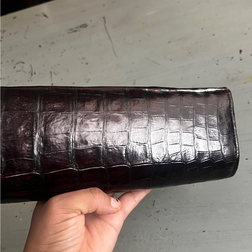Elegant Brown Crocodile-clutch bag